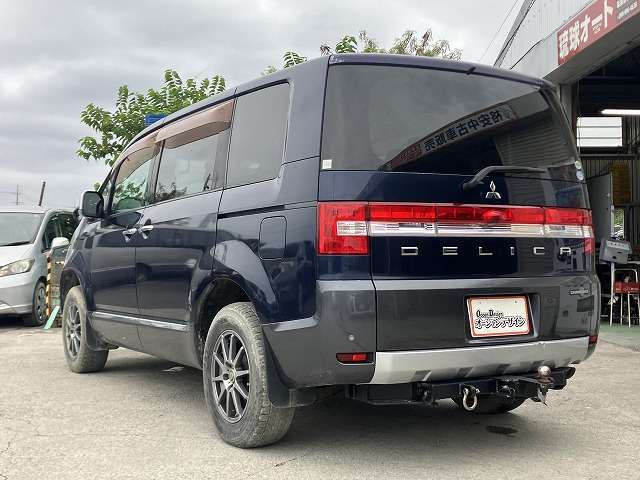 三菱 デリカD：5