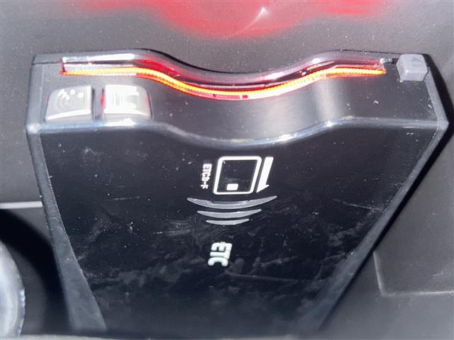 三菱 アウトランダーPHEV