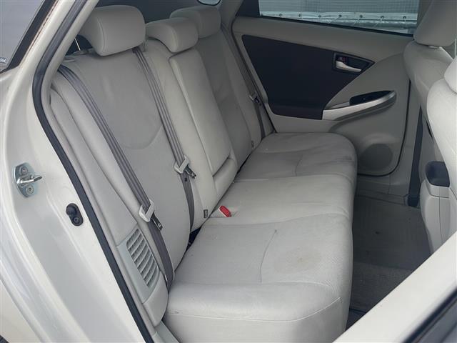 トヨタ プリウス