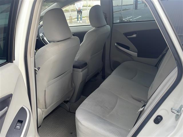 トヨタ プリウス