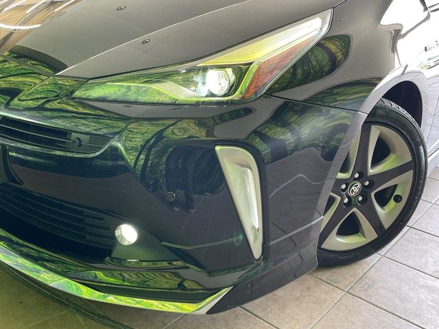 トヨタ プリウス