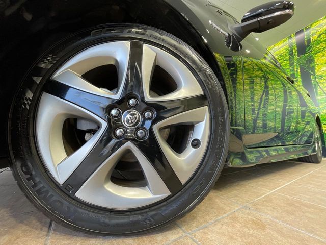 トヨタ プリウス