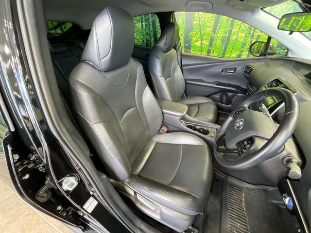 トヨタ プリウス