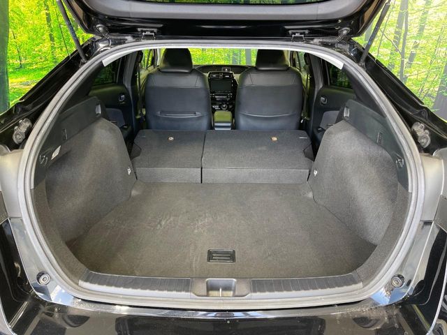 トヨタ プリウス