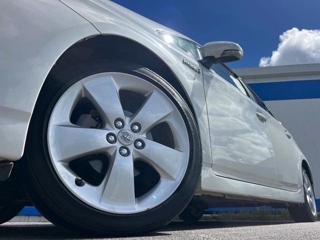 トヨタ プリウス