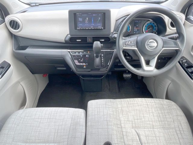 日産 デイズ