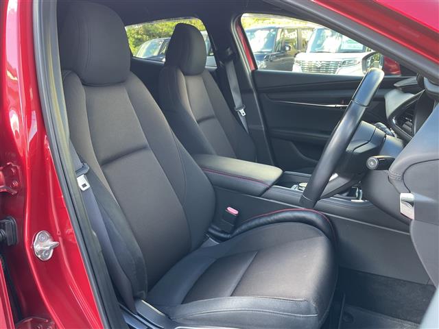 マツダ MAZDA3ファストバック