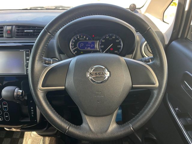 日産 デイズ