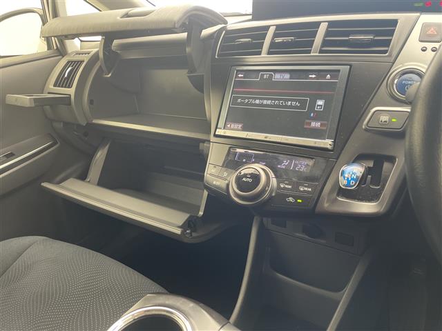 トヨタ プリウスα