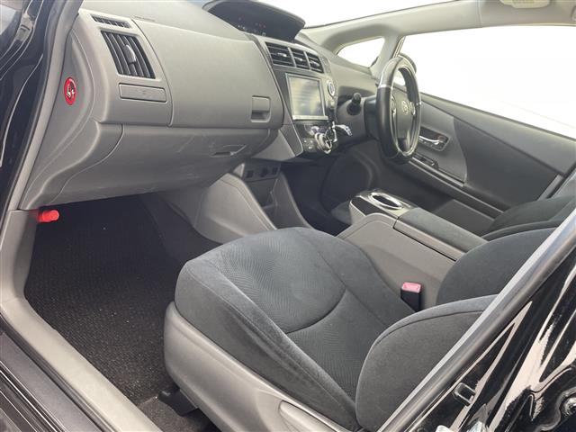 トヨタ プリウスα