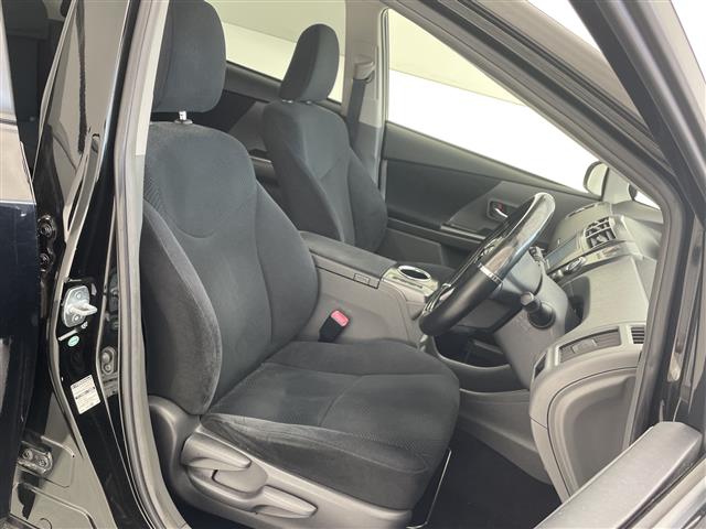 トヨタ プリウスα