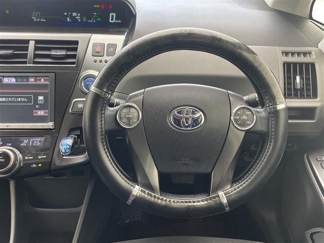 トヨタ プリウスα