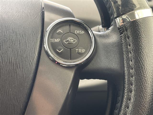 トヨタ プリウスα