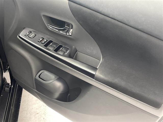 トヨタ プリウスα