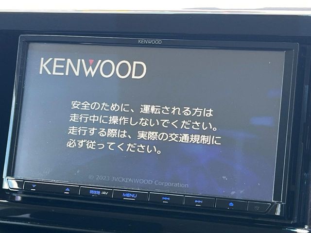 三菱 デリカD:5