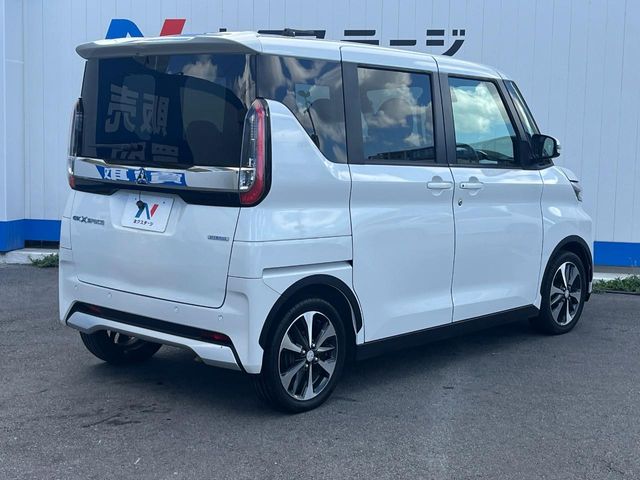 三菱 eKクロススペース