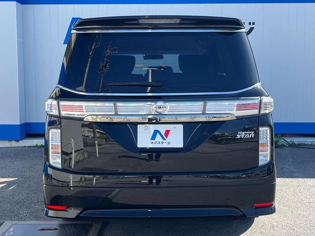 日産 エルグランド