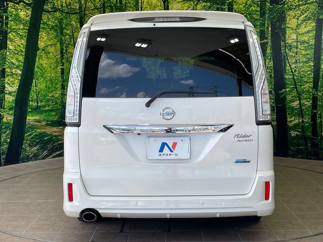 日産 セレナ