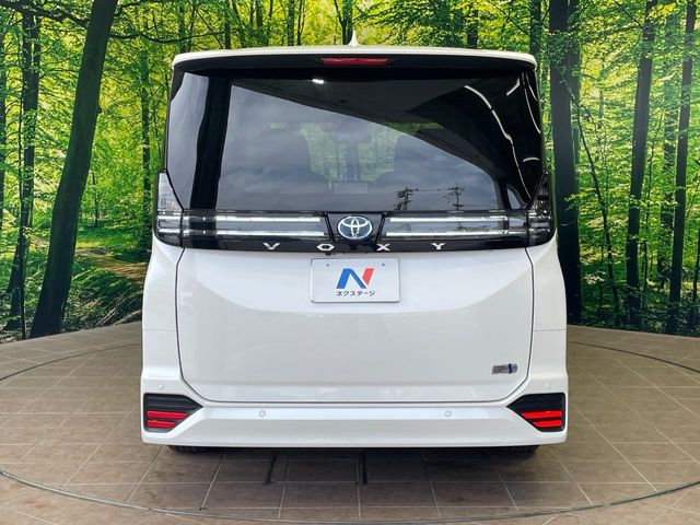 トヨタ ヴォクシー