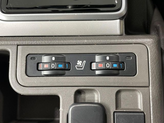 トヨタ ランドクルーザープラド