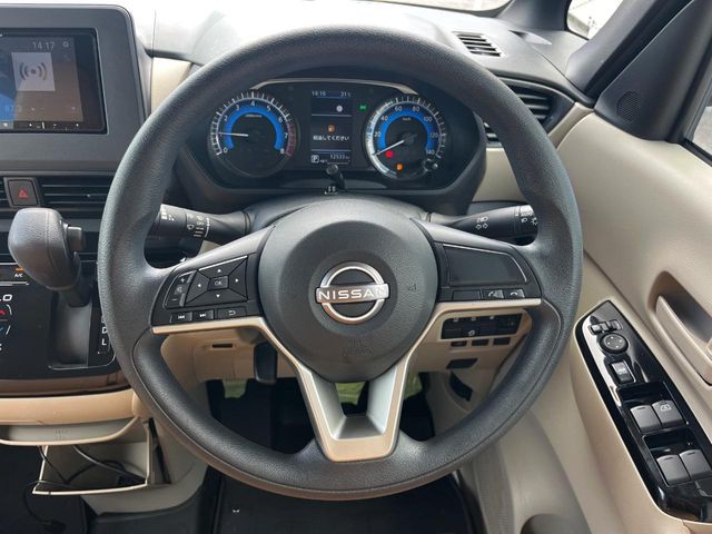 日産 ルークス
