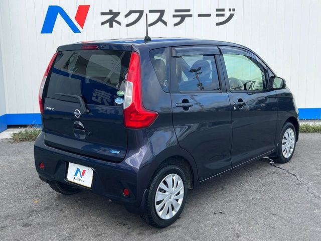 日産 デイズ