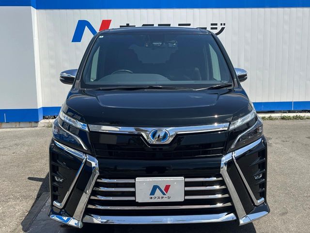 トヨタ ヴォクシー