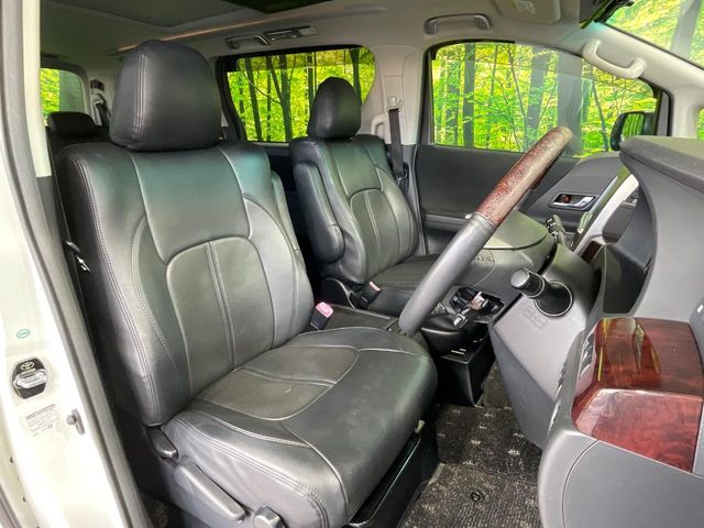 トヨタ アルファード