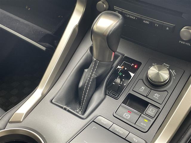 レクサス NX