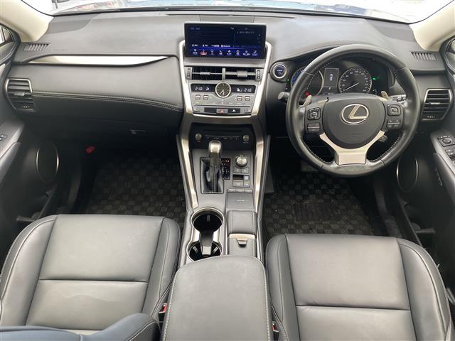 レクサス NX