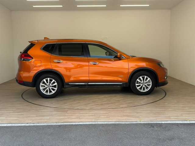 日産 エクストレイル