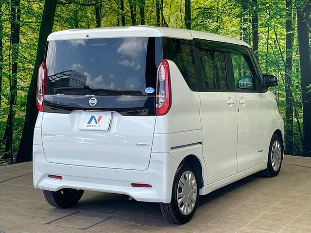日産 ルークス