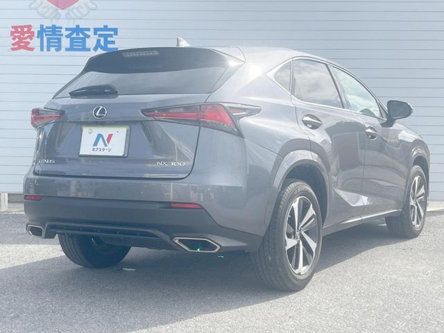 レクサス NX