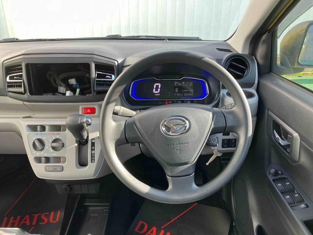 ダイハツ ミライース