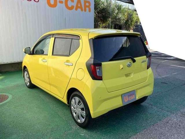 ダイハツ ミライース