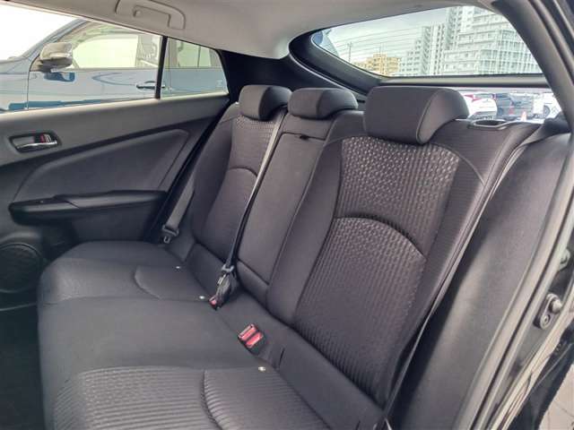 トヨタ プリウス