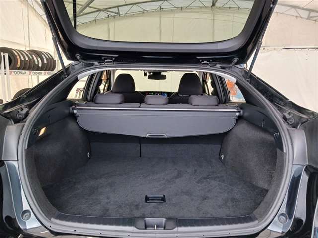 トヨタ プリウス