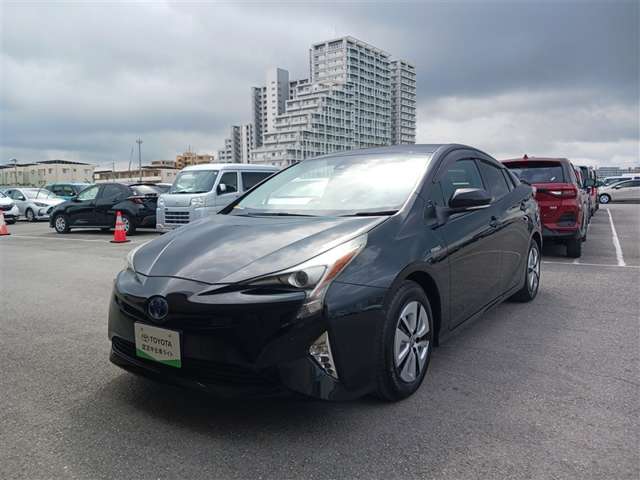 トヨタ プリウス