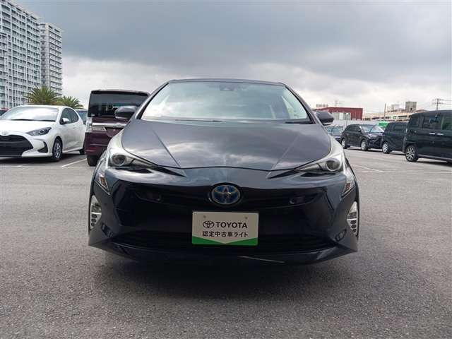 トヨタ プリウス