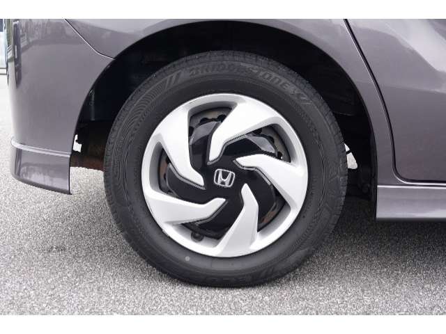 ホンダ フリードスパイクハイブリッド