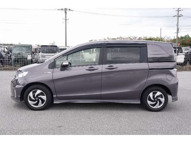 ホンダ フリードスパイクハイブリッド