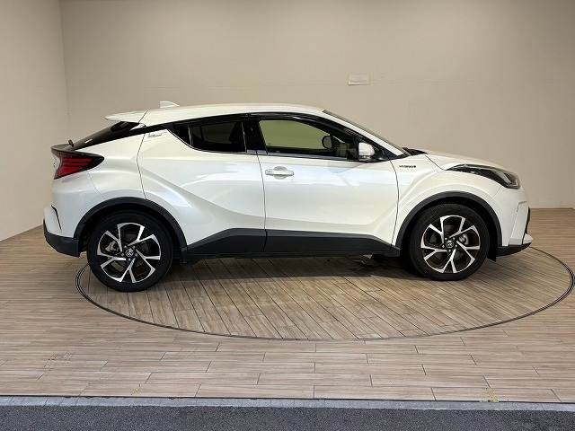 トヨタ C-HR