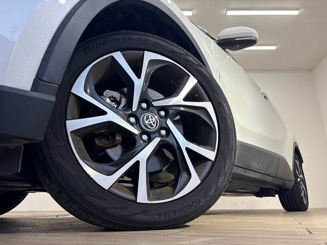 トヨタ C-HR