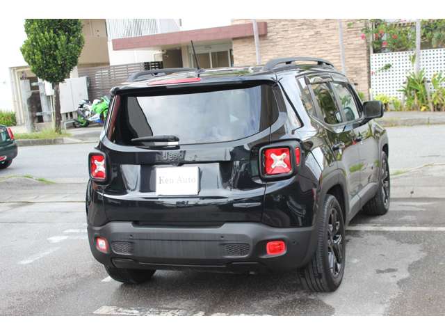 ジープ レネゲード