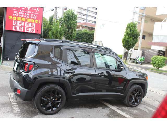 ジープ レネゲード