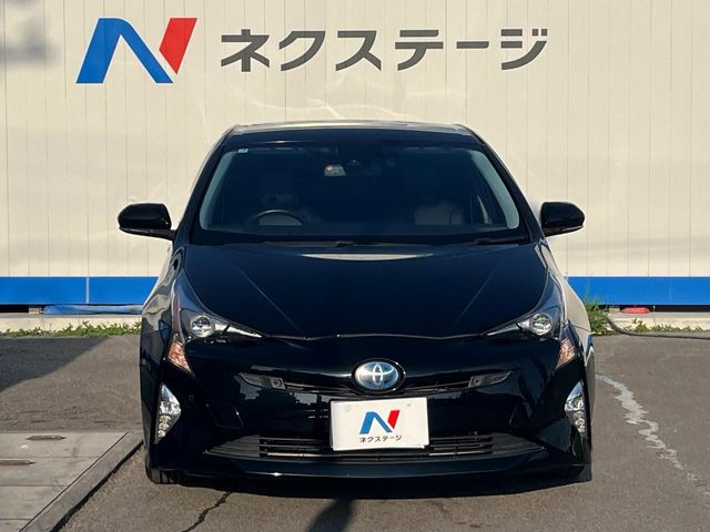 トヨタ プリウス