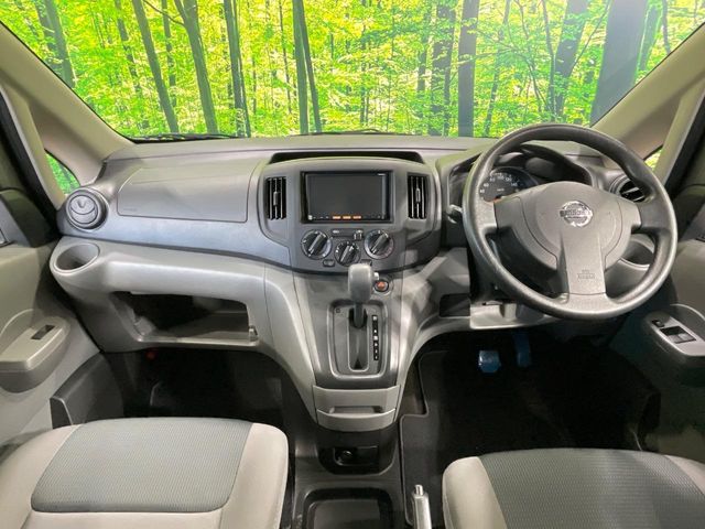 日産 NV200バネットバン
