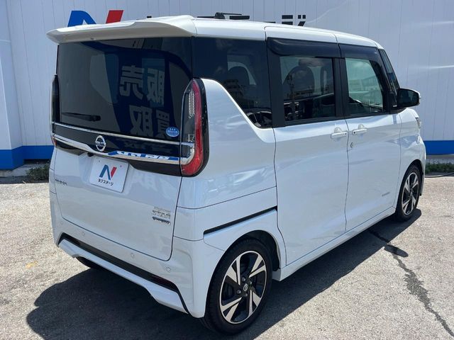 日産 ルークス