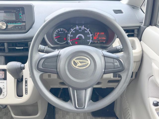 ダイハツ ムーヴ