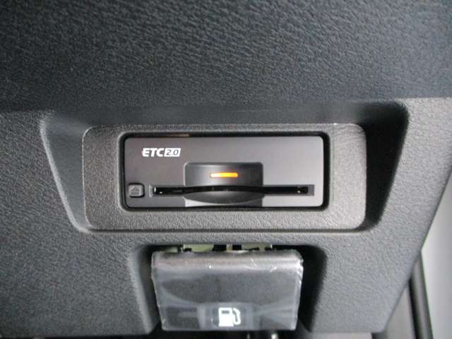 日産 ノートオーラ